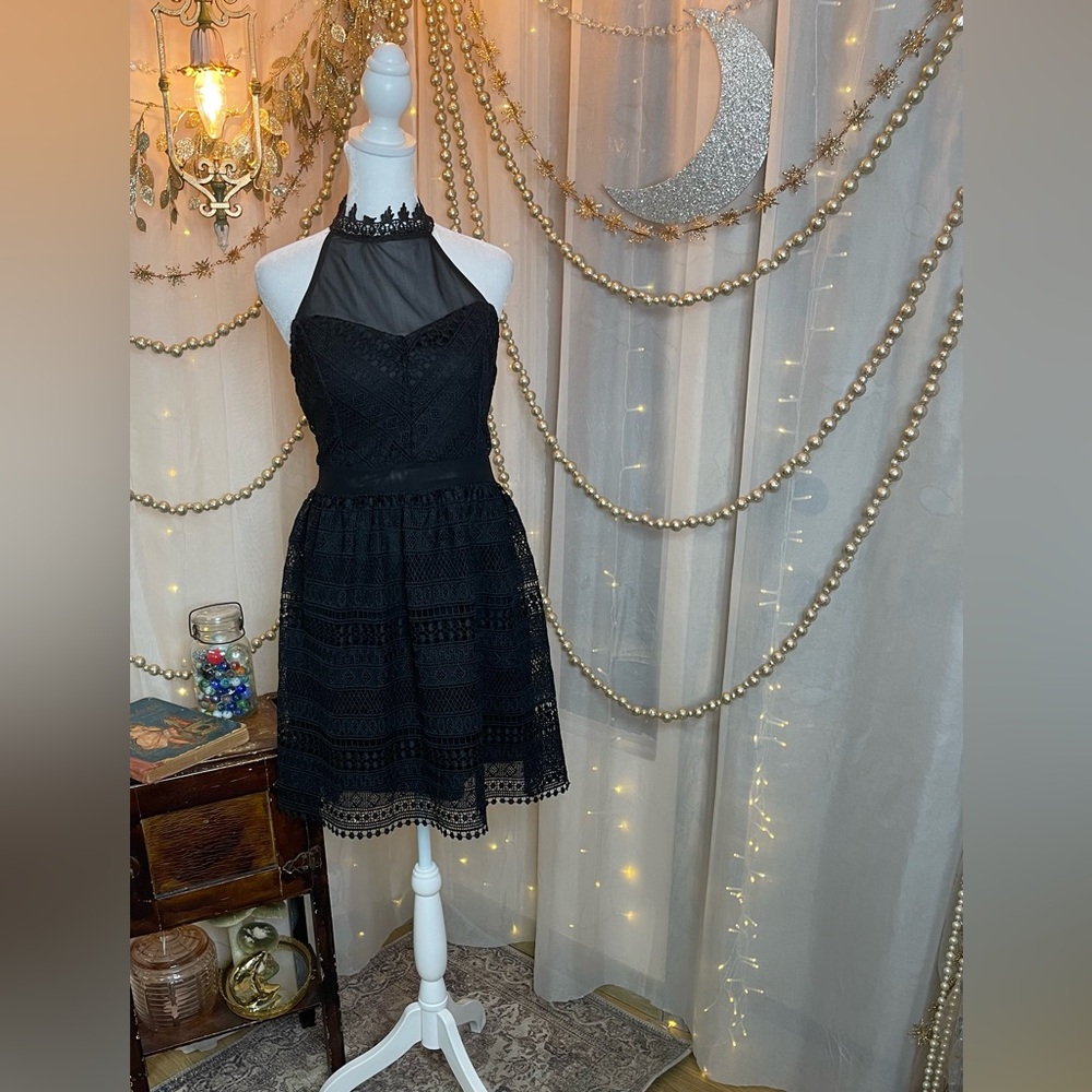 Francesca's Collections Black Halter Mini Ballerina Dress